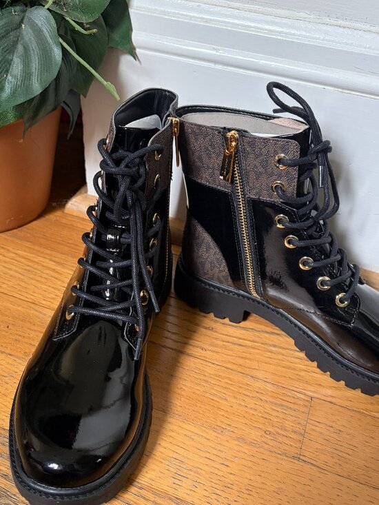 MICHAEL Michael Kors Shoes - Michael Michael Kors Alistair Combat Booties in Black/Brown Size 7 NWOT